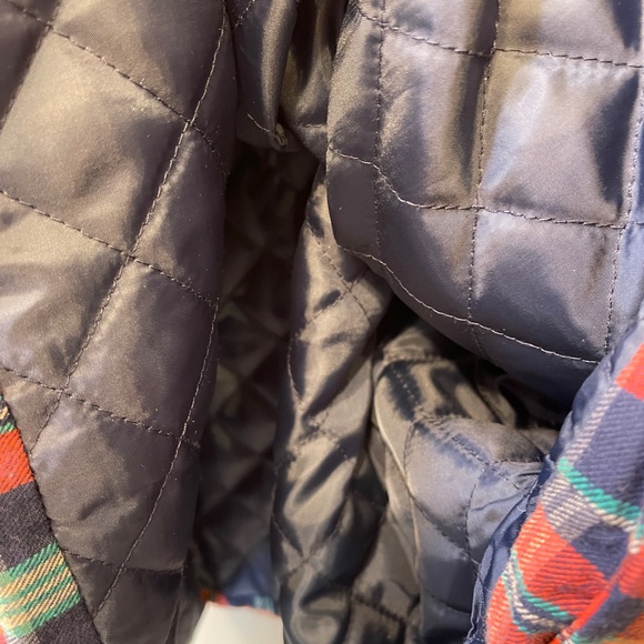 Eggie | Plaid Flannel Snap Button Closure Quilted VSCO Unisex Shacket - Picture 9 of 12